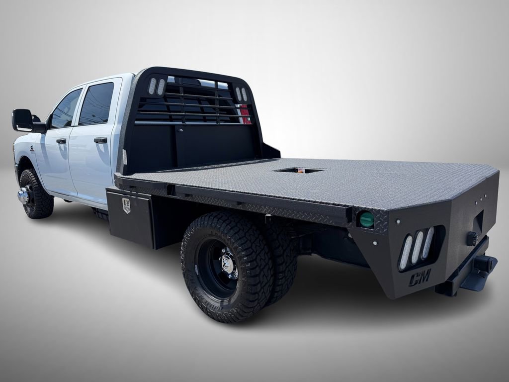 Used 2024 RAM 3500 Tradesman w/ Chrome Appearance Group AWD/4WD image 4