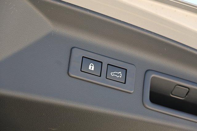 New 2025 Subaru Forester Touring image 16
