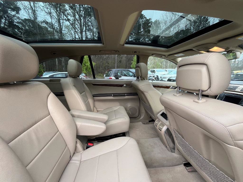 Used 2012 Mercedes-Benz R 350 R350 image 34