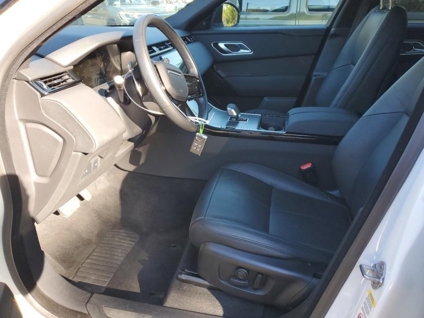 Used 2025 Land Rover Range Rover Velar Dynamic SE image 5