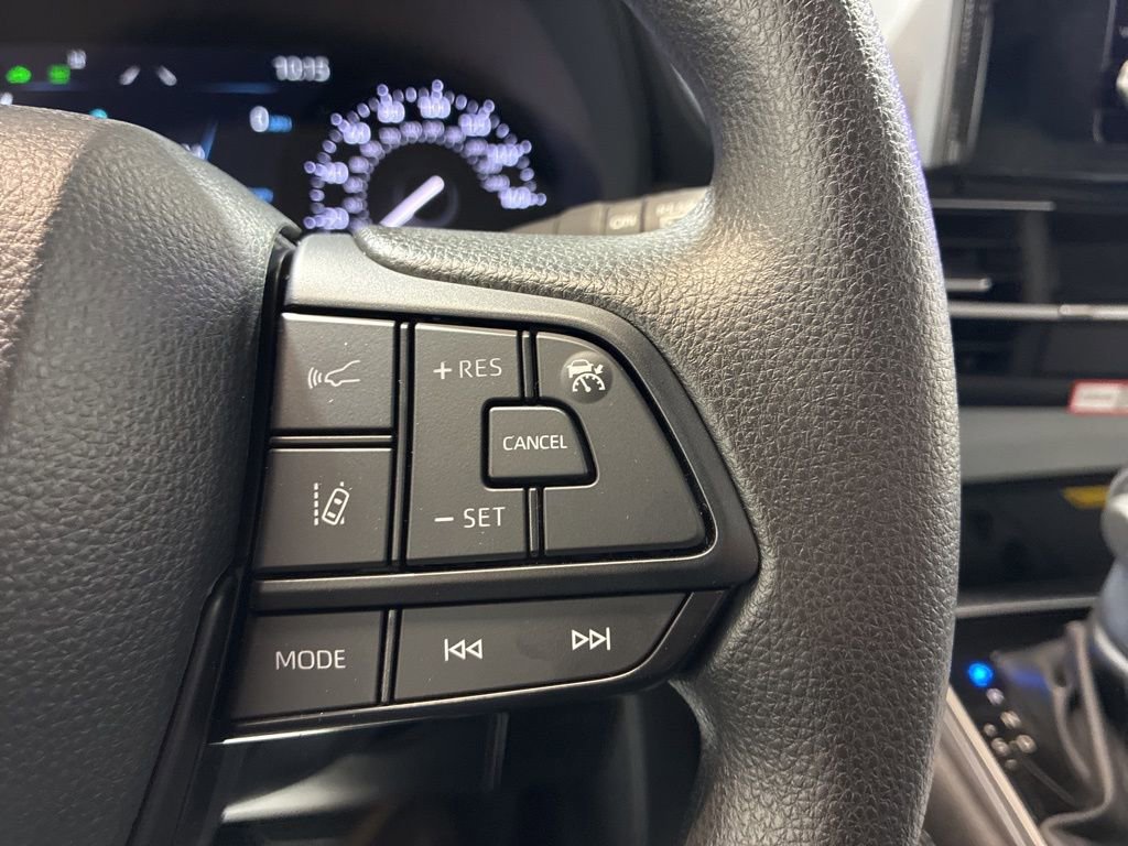 New 2026 Toyota Sienna LE image 30