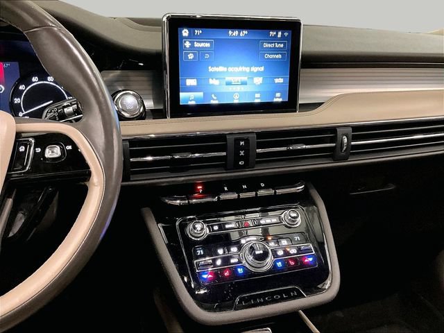 Used 2020 Lincoln Corsair AWD w/ Premium Package image 6