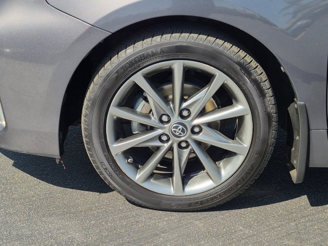 Used 2016 Toyota Prius V Five w/ Advanced Technology Package FWD image 23