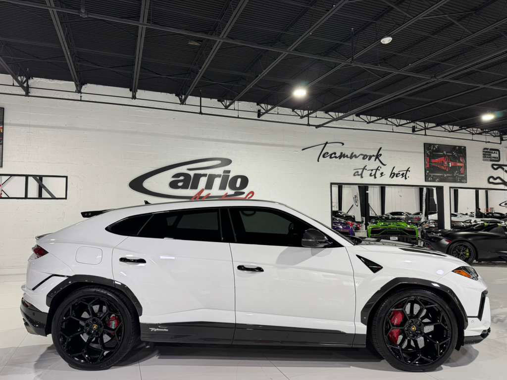 Used 2023 Lamborghini Urus Performante image 8