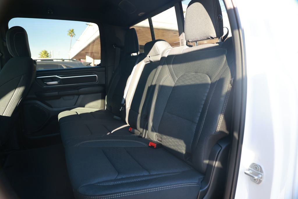 New 2026 RAM 1500 4x4 Crew Cab image 28