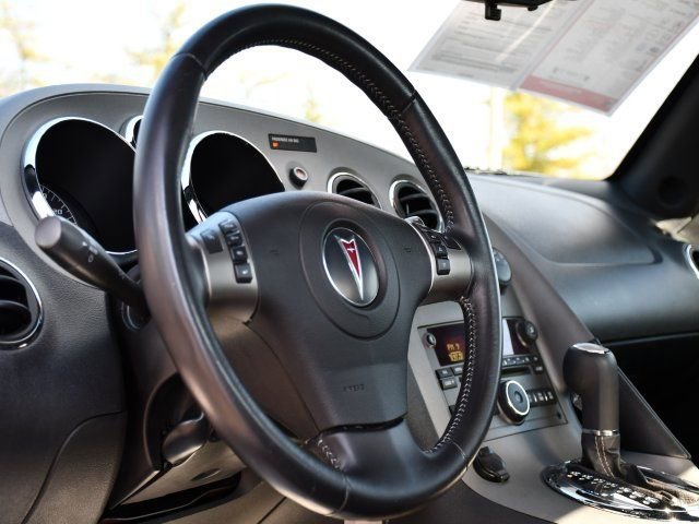 Used 2008 Pontiac Solstice GXP w/ Premium Package image 20