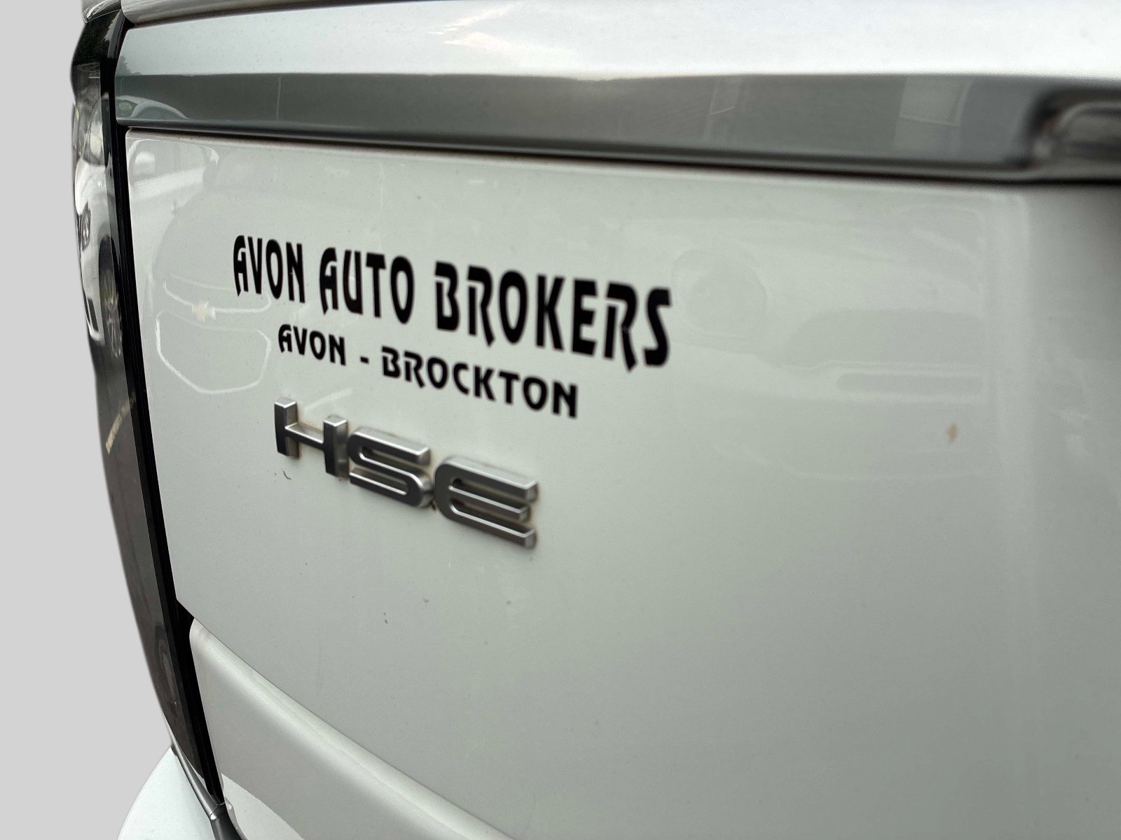 Used 2015 Land Rover Range Rover HSE AWD/4WD image 12
