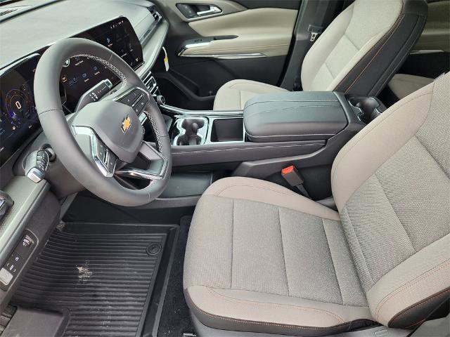 New 2026 Chevrolet Traverse LT image 9