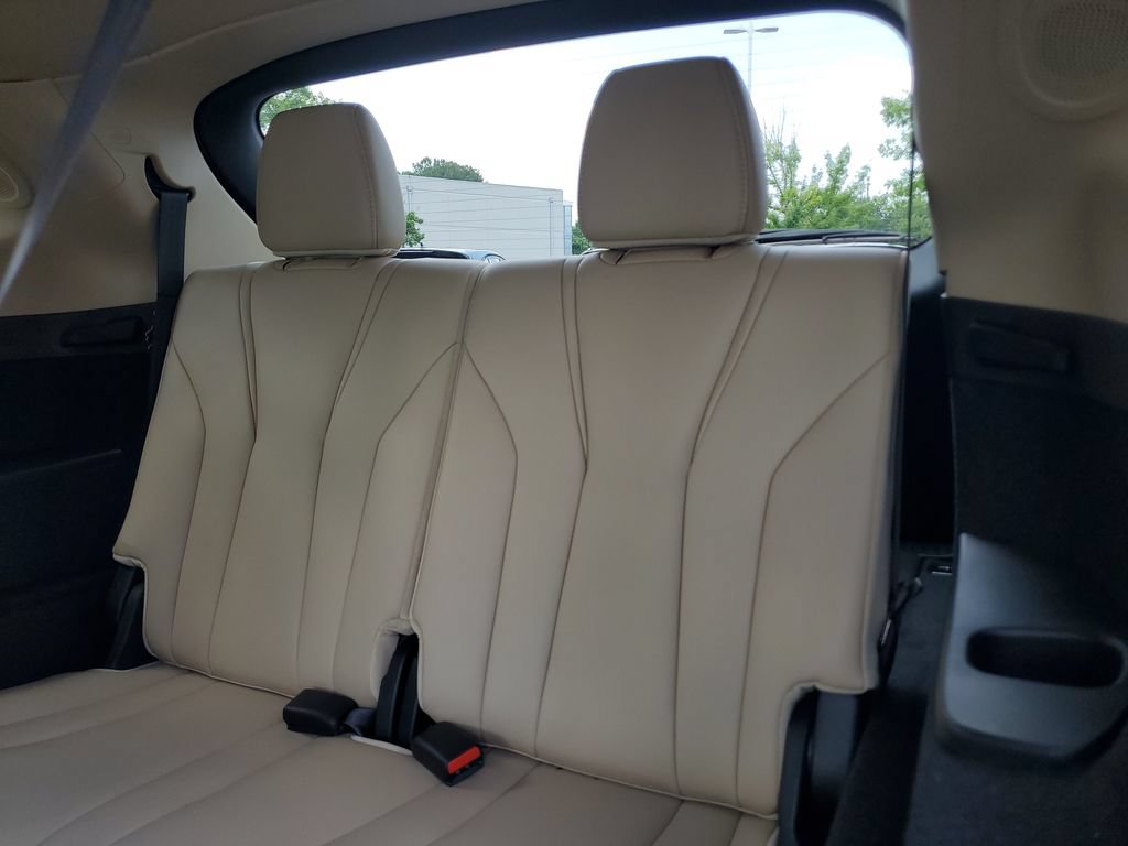 Certified 2025 Acura MDX w/ Technology Package FWD image 14