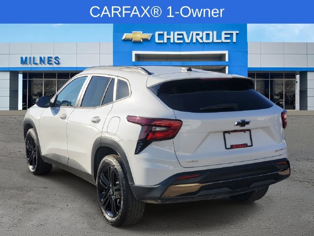 Certified 2025 Chevrolet Trax ACTIV w/ Sunroof Package FWD image 3