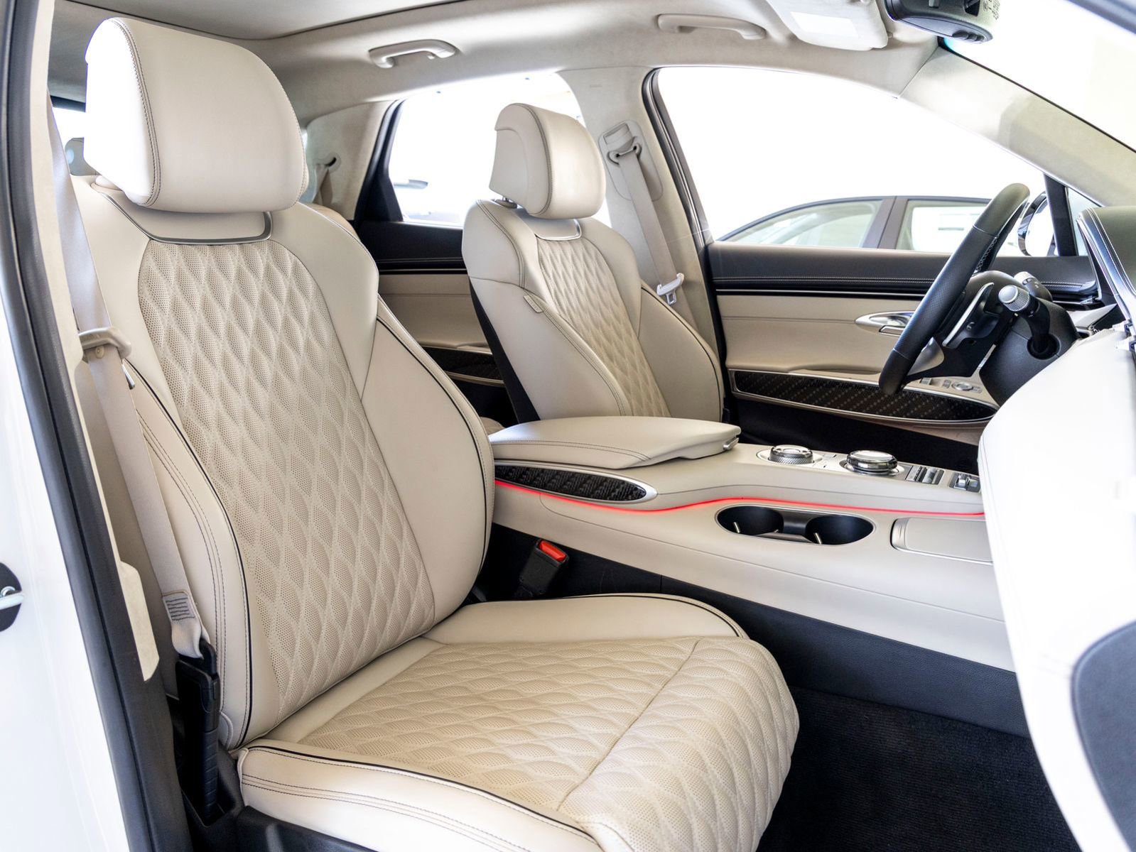 Used 2023 Genesis GV70 3.5T Sport w/ Sport Prestige Package image 26