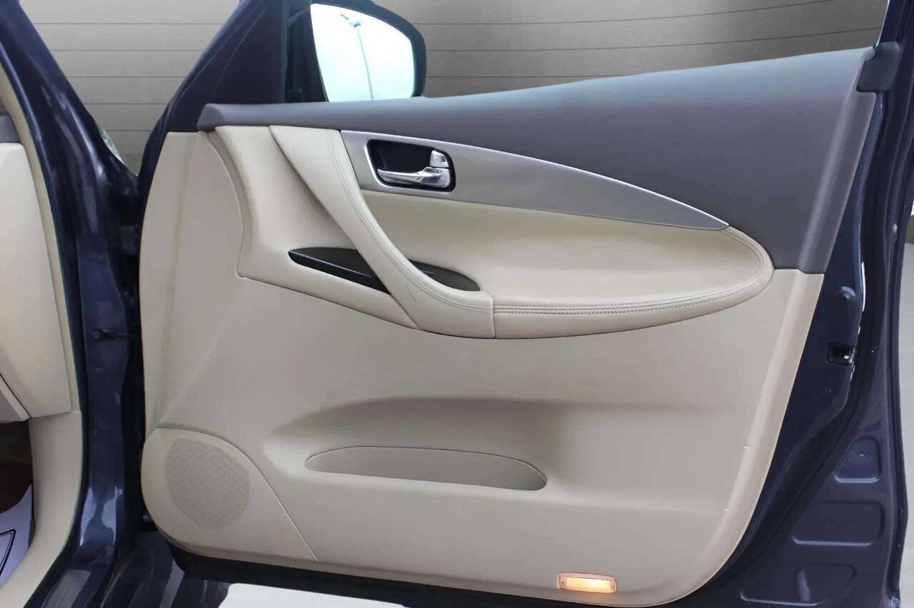 Used 2008 INFINITI EX35 Journey w/ Navigation Pkg image 14