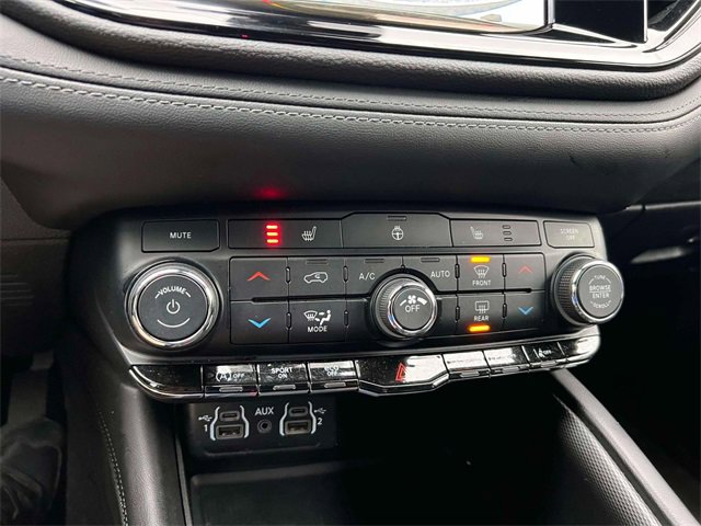 Certified 2022 Dodge Durango GT image 34