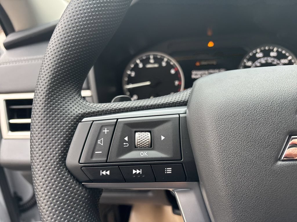 New 2026 Mitsubishi Outlander ES FWD image 16