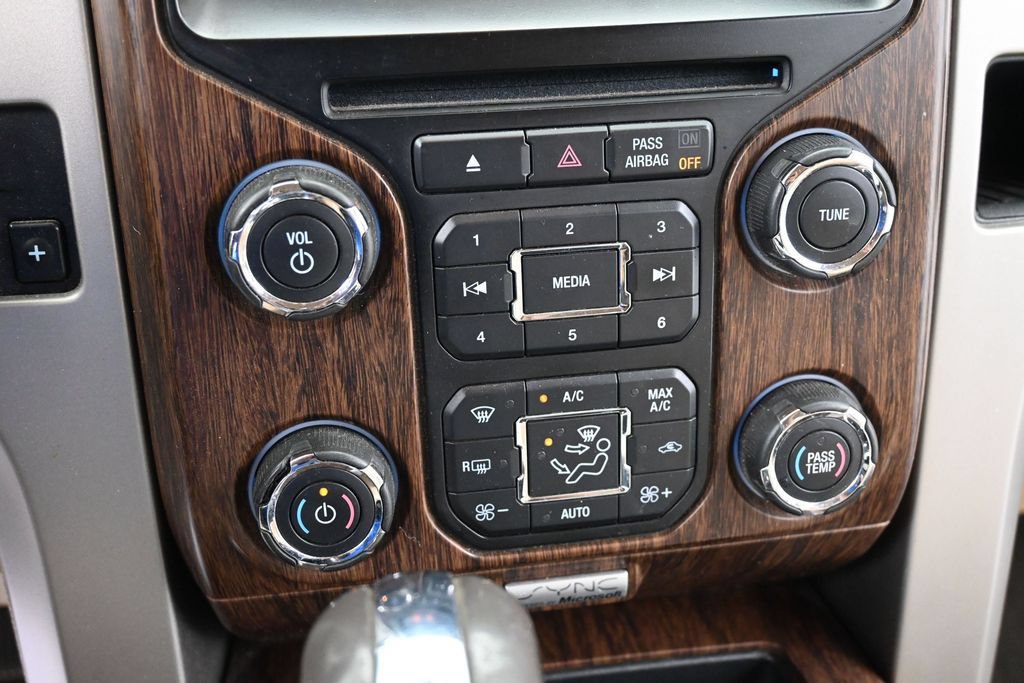 Used 2013 Ford F150 Lariat w/ Lariat Chrome Pkg AWD/4WD image 12