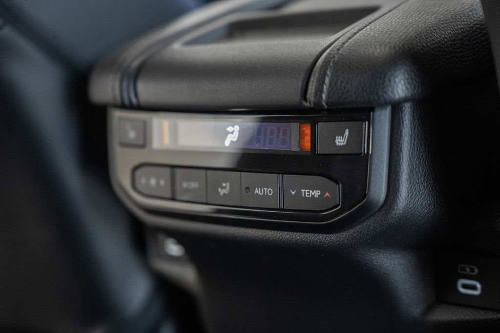 New 2026 Toyota Grand Highlander Limited image 34