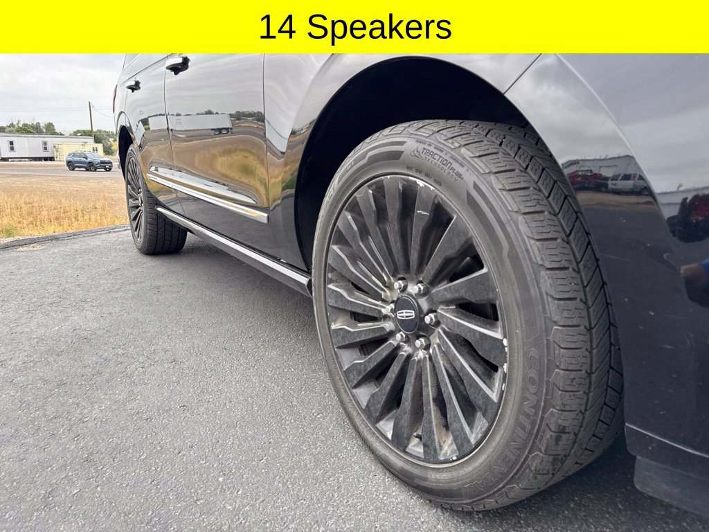 Used 2018 Lincoln Navigator Reserve AWD/4WD image 8