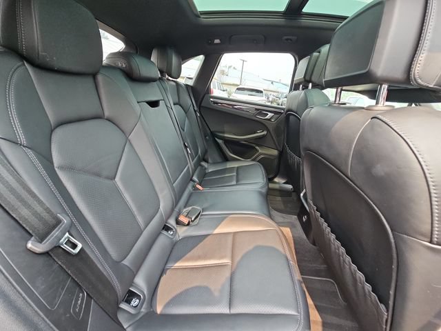 Used 2021 Porsche Macan S AWD/4WD image 29