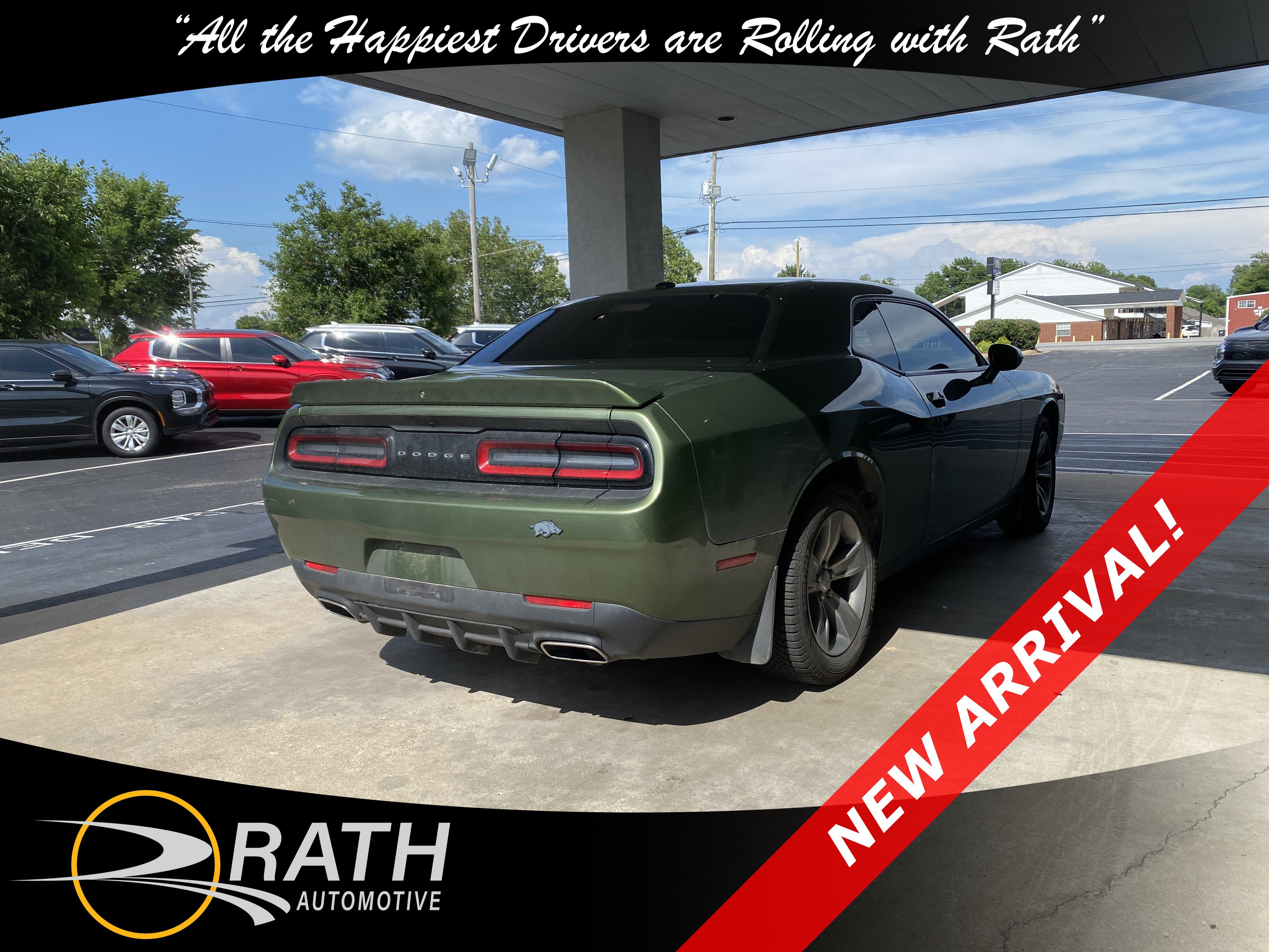 Used 2019 Dodge Challenger SXT RWD image 7