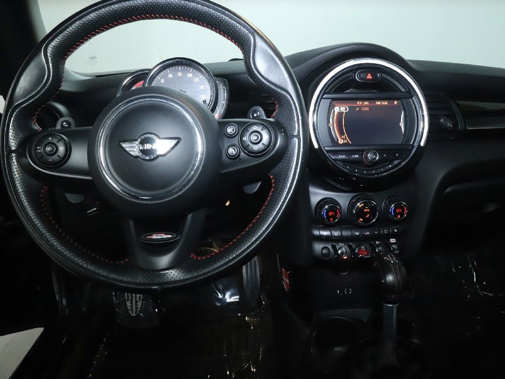 Used 2018 MINI Cooper S FWD image 30