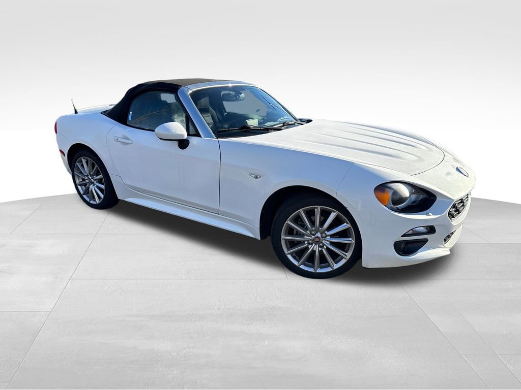 Used 2017 FIAT 124 Spider Lusso