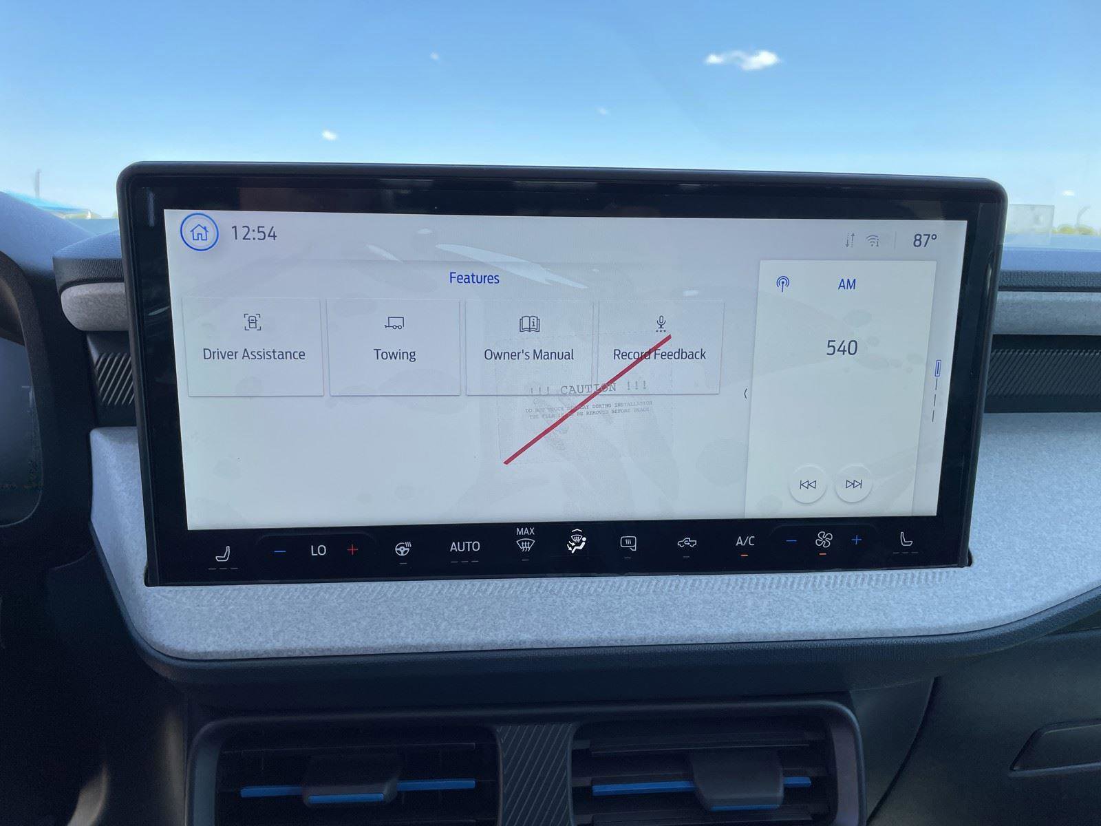 New 2025 Ford Maverick XLT w/ XLT Luxury Package image 16