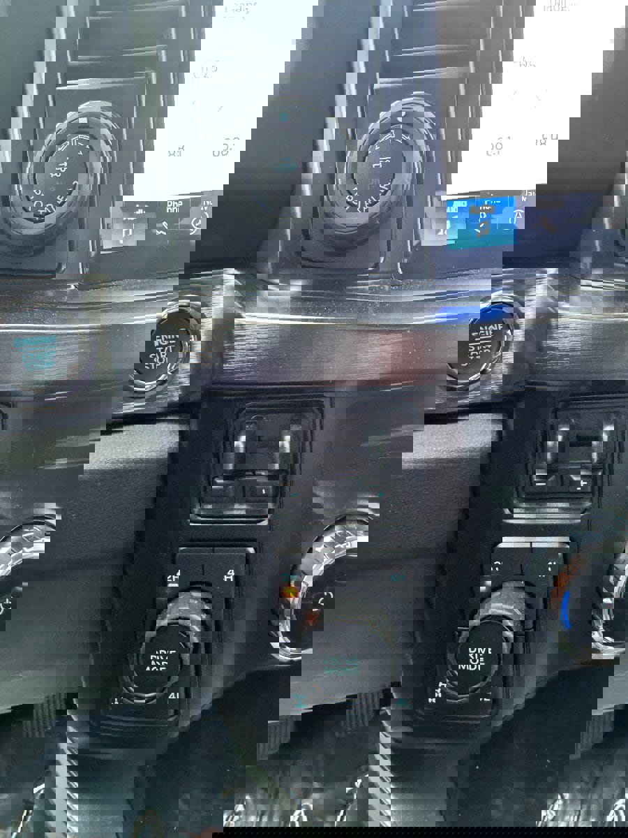 New 2023 Ford F250 Lariat w/ Lariat Ultimate Package image 40