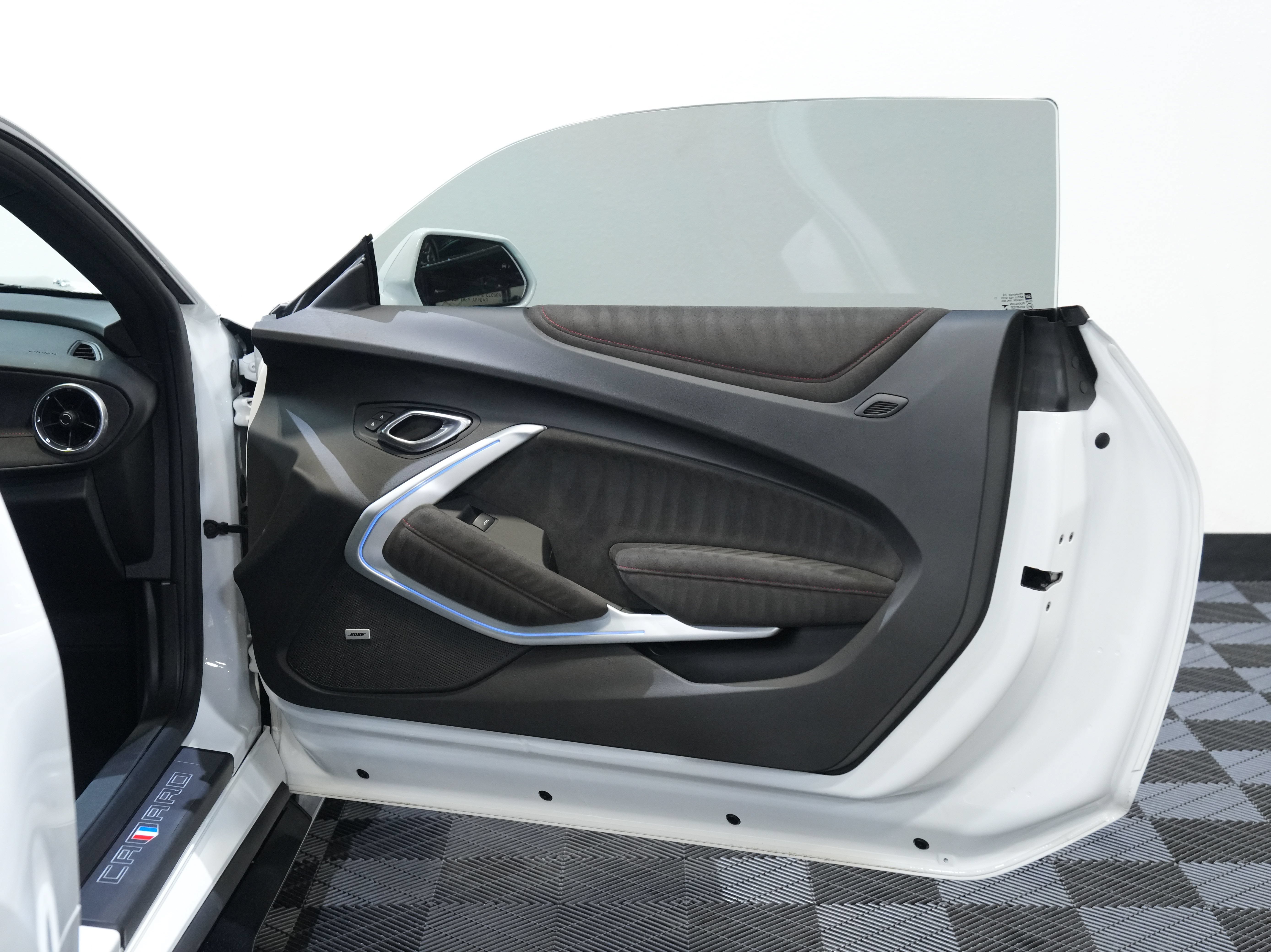 Used 2017 Chevrolet Camaro ZL1 RWD image 24