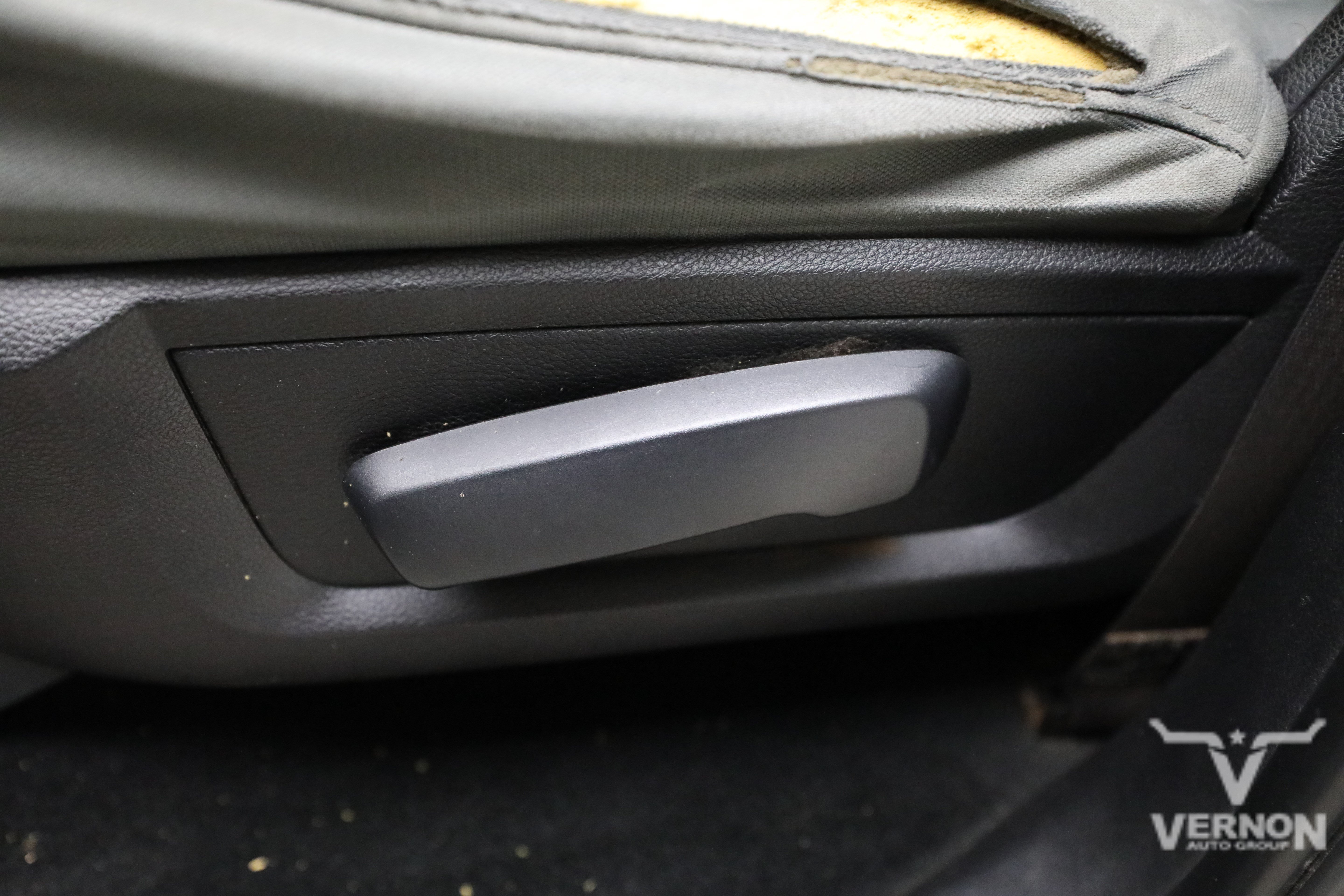 Used 2016 RAM 1500 ST AWD/4WD image 14