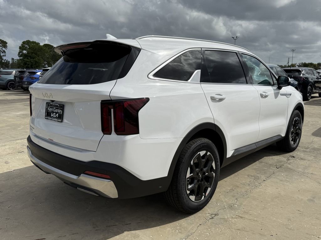 New 2026 Kia Sorento S w/ S Panoramic Sunroof Package image 4