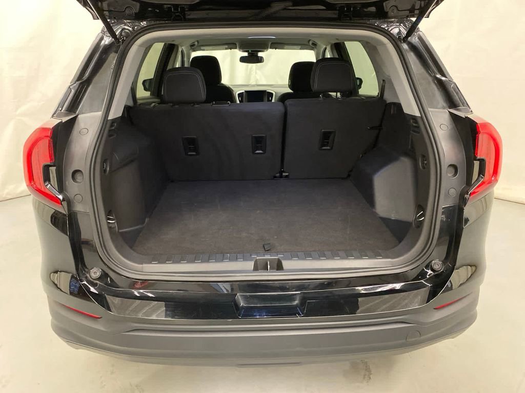 Certified 2023 GMC Terrain SLE image 8