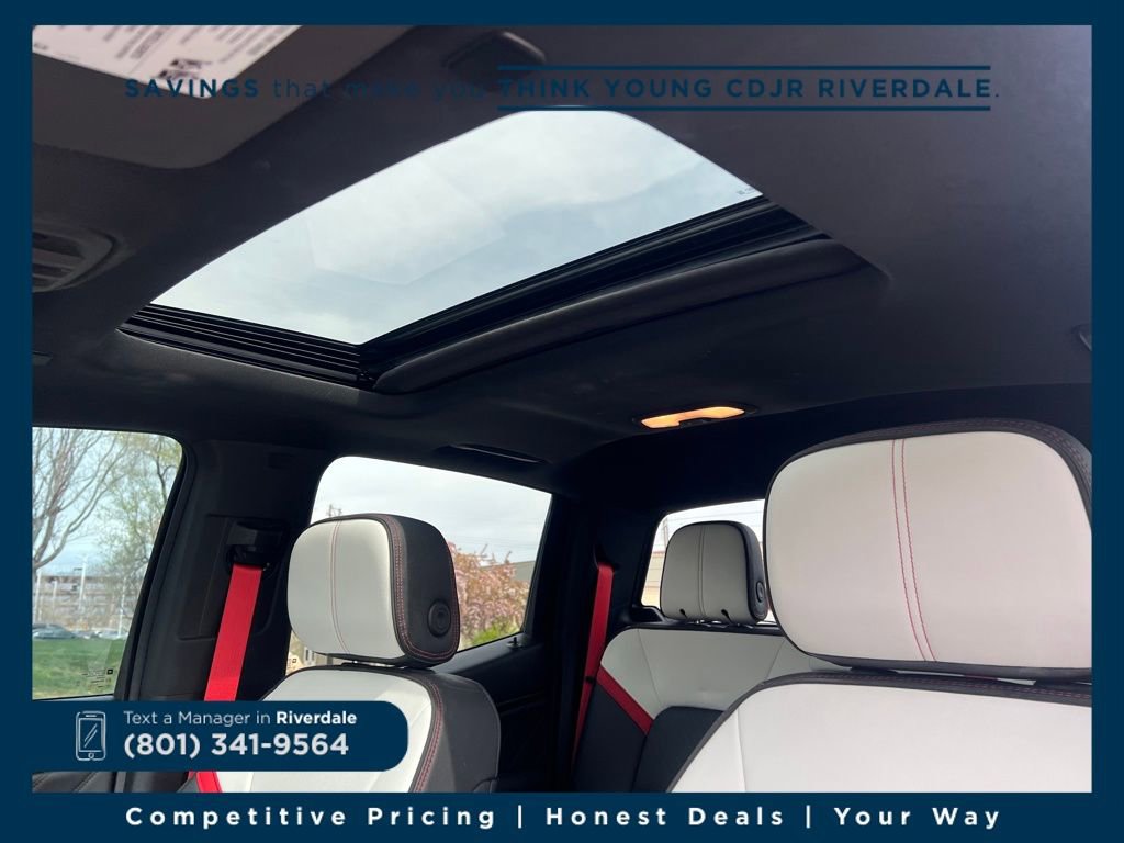 Used 2024 GMC Canyon AT4X image 10