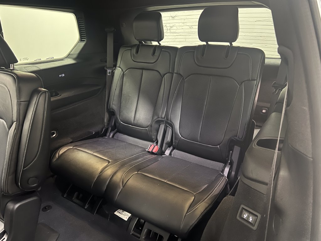 Used 2023 Jeep Grand Cherokee L Overland RWD image 27