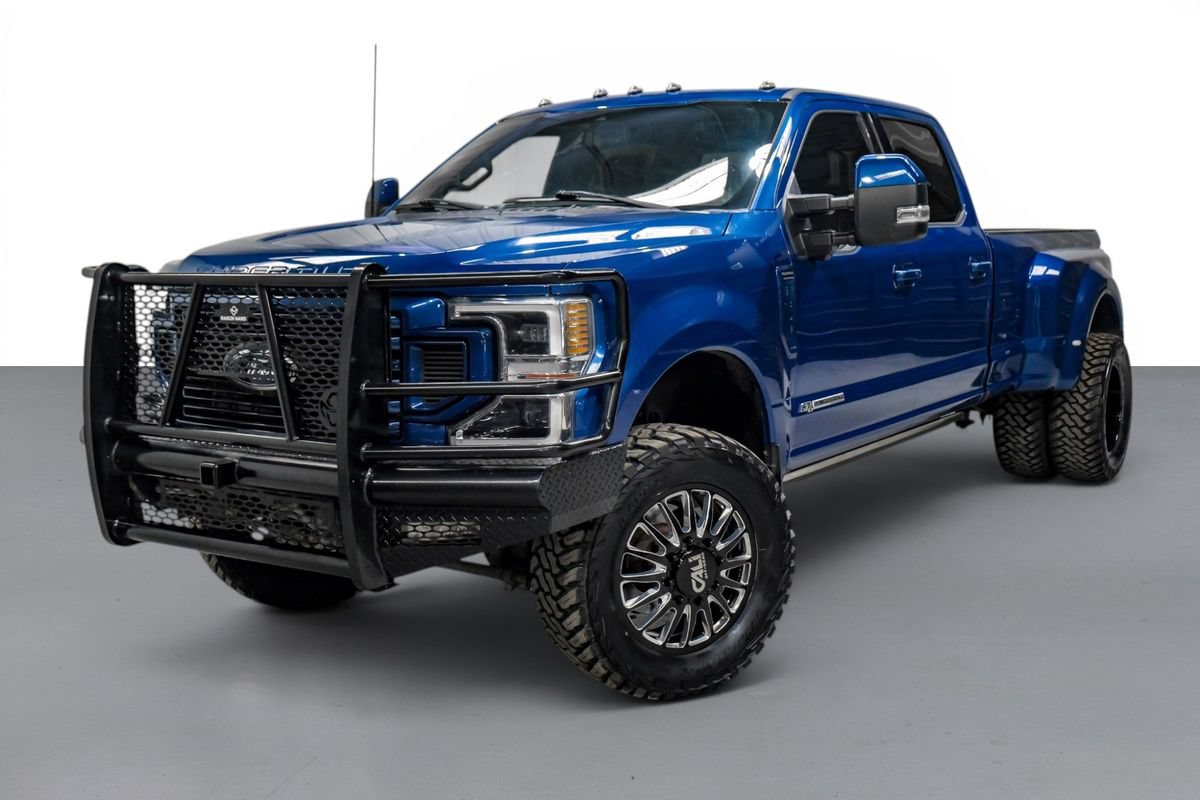 Used 2022 Ford F350 Platinum w/ FX4 Off-Road Package AWD/4WD image 5