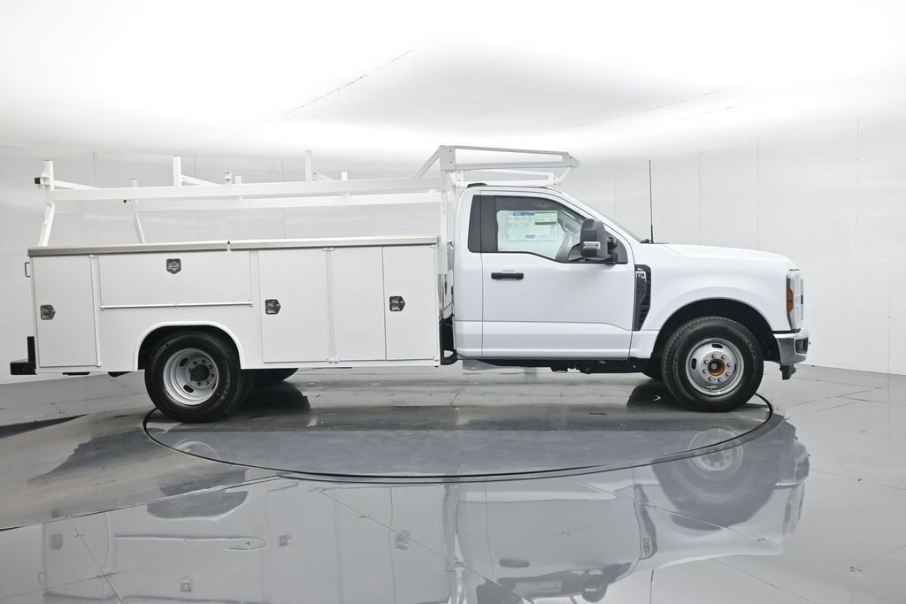 New 2026 Ford F350 XL w/ XL Chrome Package RWD image 26