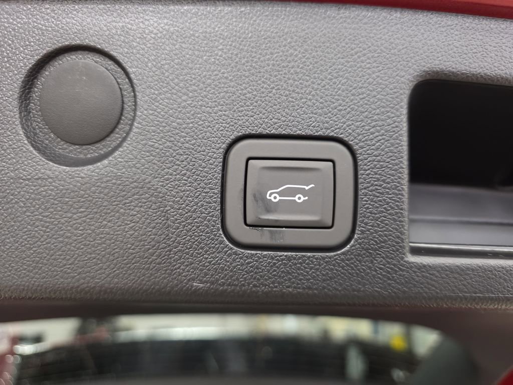 New 2026 GMC Terrain AT4 w/ LPO, Floor Liner Package image 14