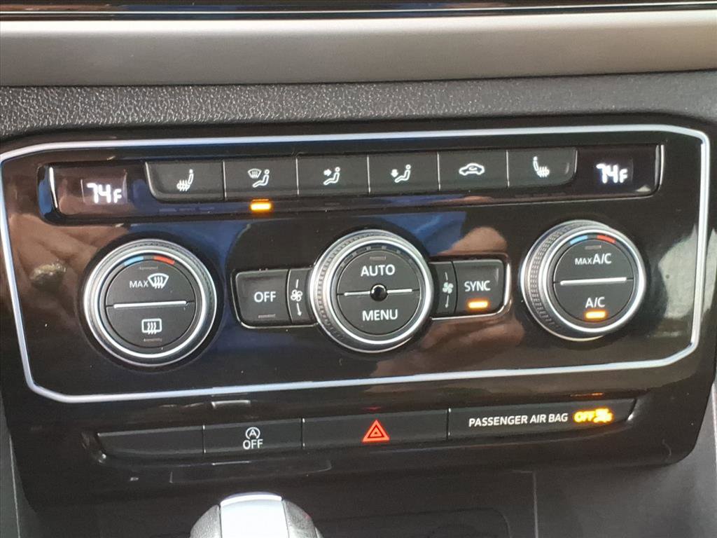 Used 2023 Volkswagen Atlas Cross Sport SEL image 11