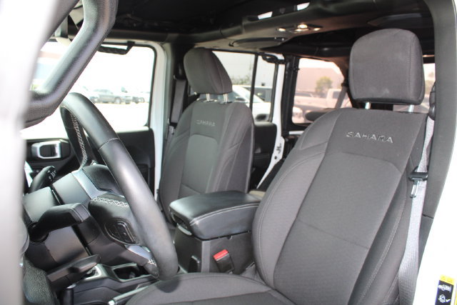 Used 2022 Jeep Wrangler Unlimited Sahara w/ Cold Weather Group AWD/4WD image 40
