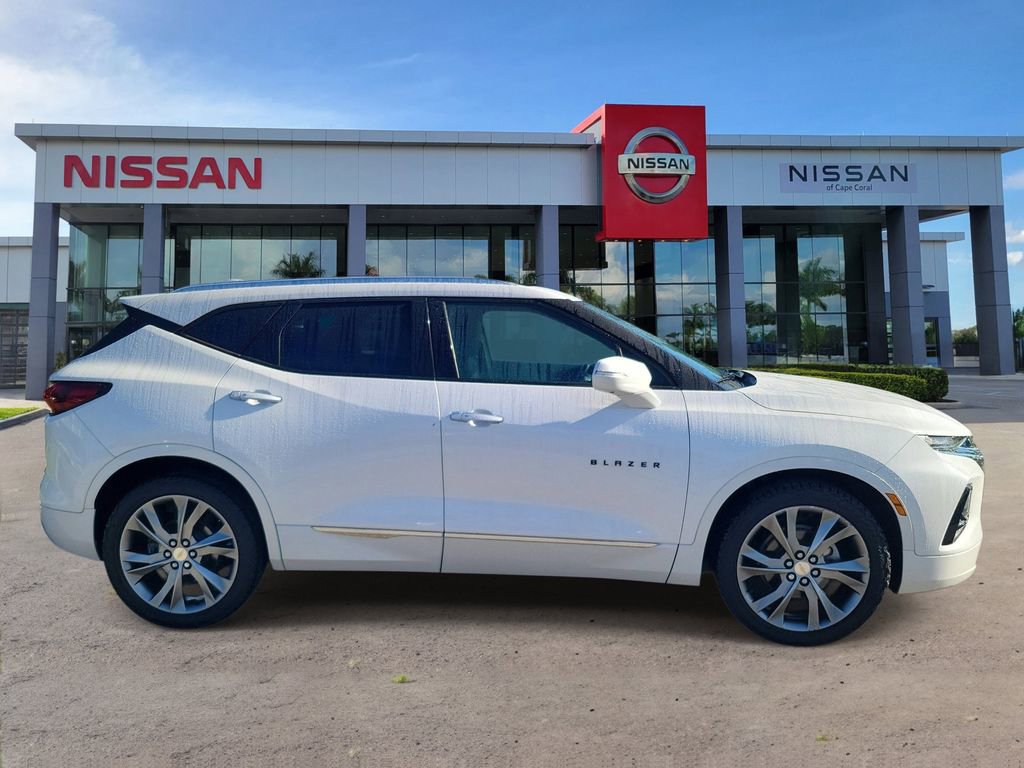 Used 2020 Chevrolet Blazer Premier w/ Driver Confidence II Package FWD image 3