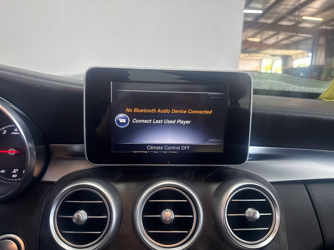 Used 2015 Mercedes-Benz C 300 4MATIC Sedan image 15