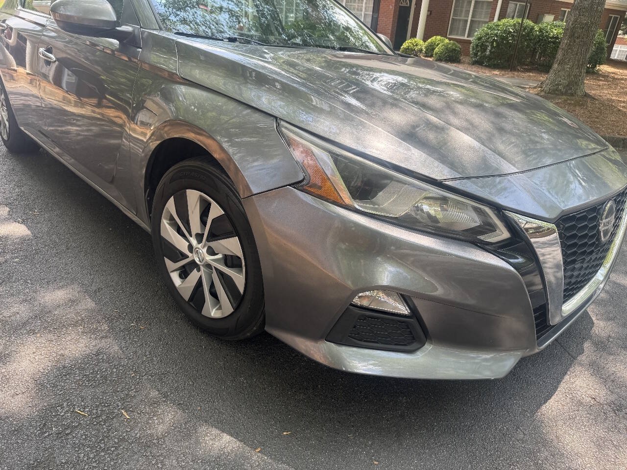 Used 2020 Nissan Altima 2.5 S FWD image 8