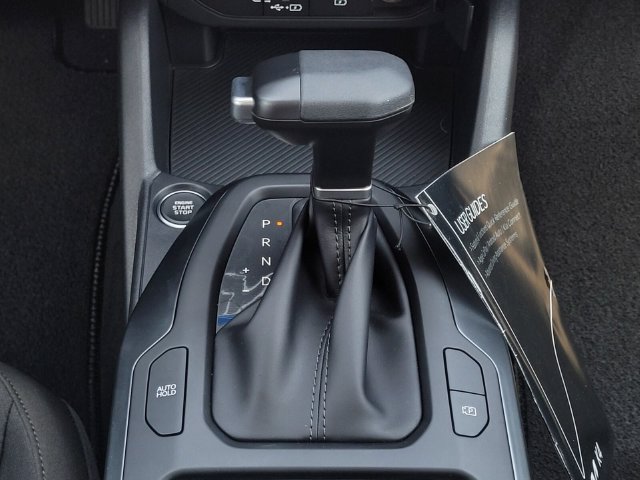 New 2026 Kia K4 FWD image 17