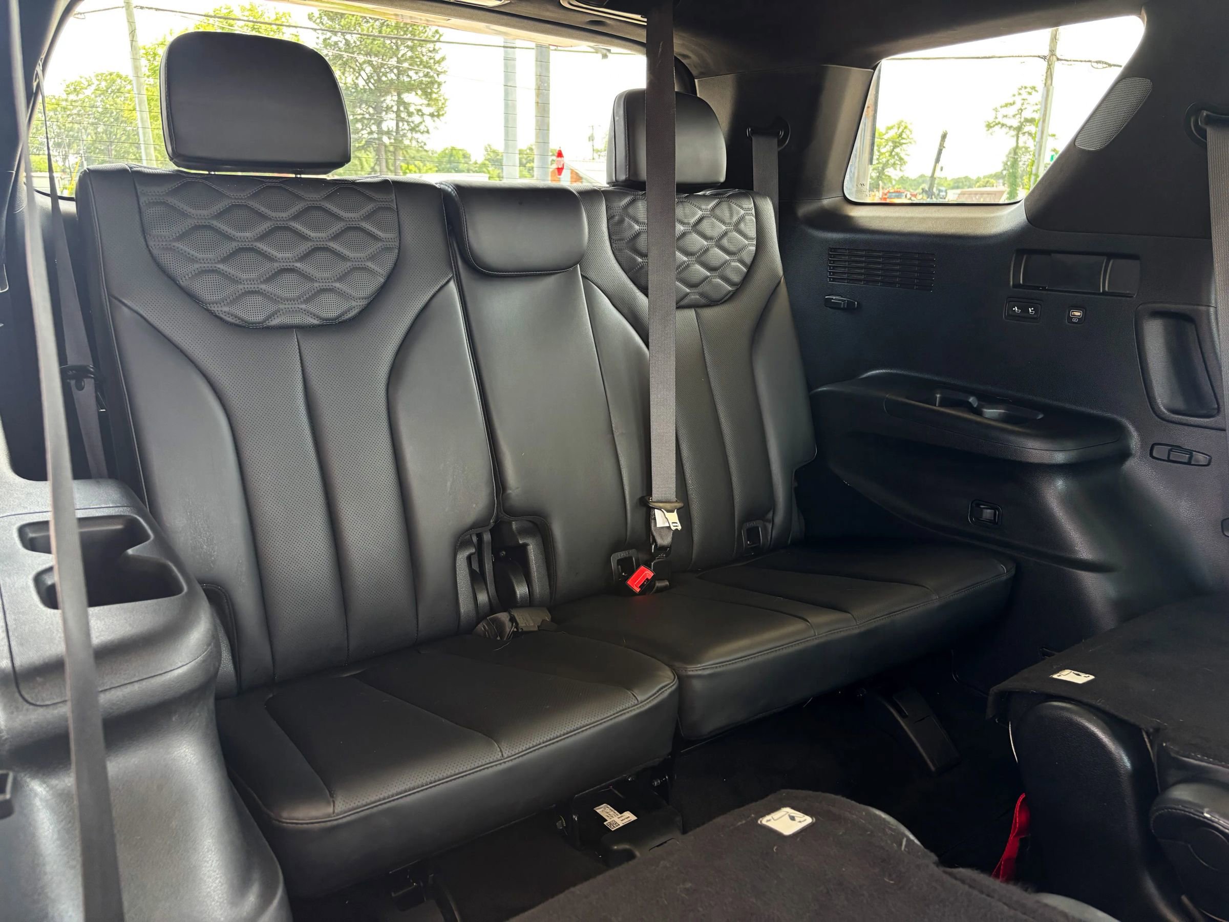 Used 2022 Hyundai Palisade Calligraphy w/ Cargo Package FWD image 19