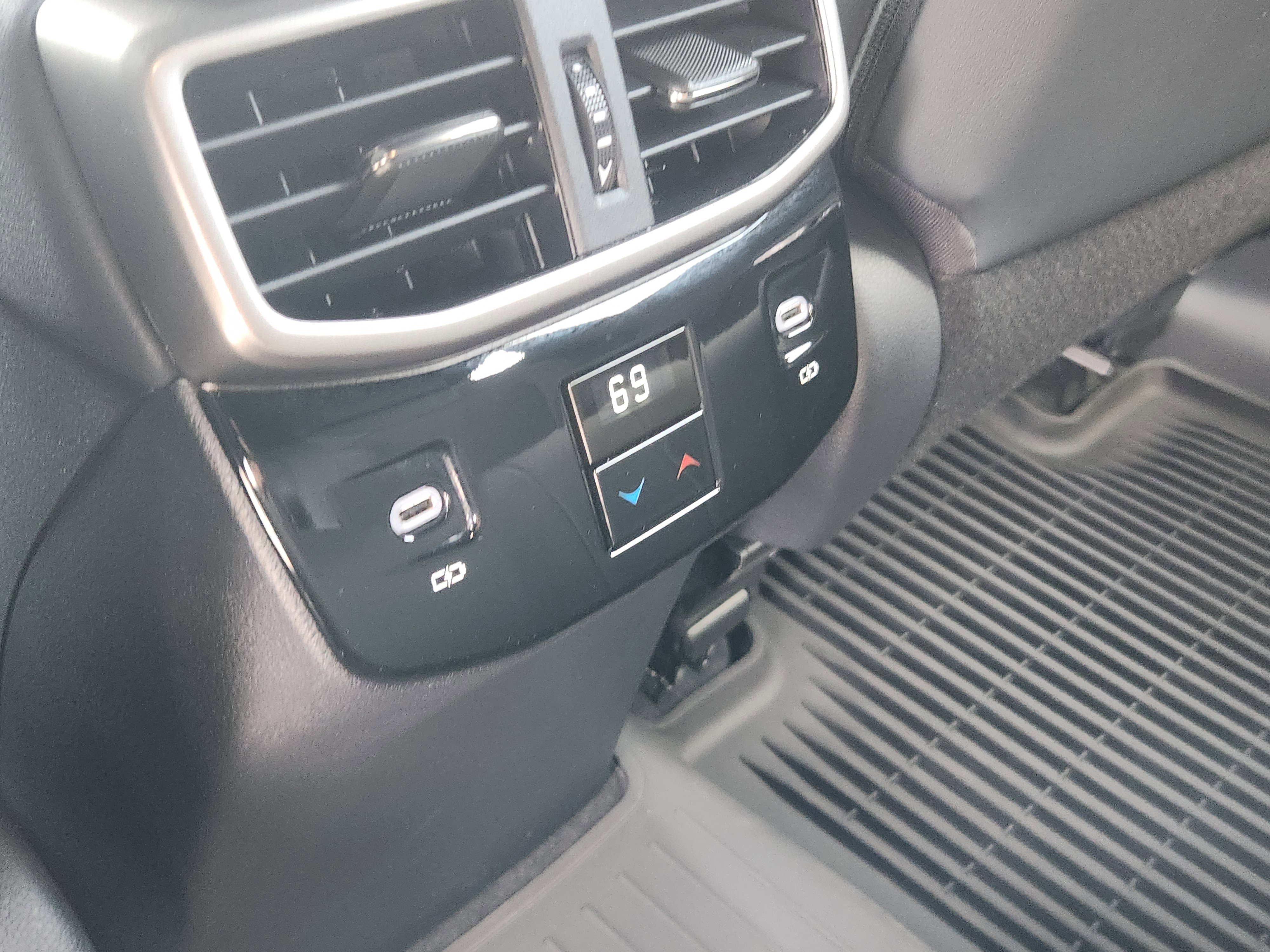 Used 2025 Lexus RX 350h w/ Convenience Package image 16