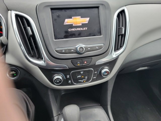 Used 2022 Chevrolet Equinox LS w/ LS Convenience Package image 9