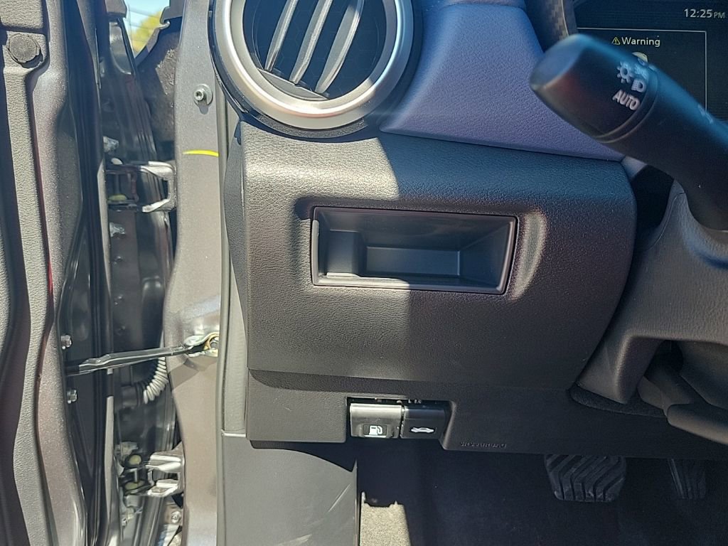 New 2025 Nissan Versa SV w/ Trunk Package image 21