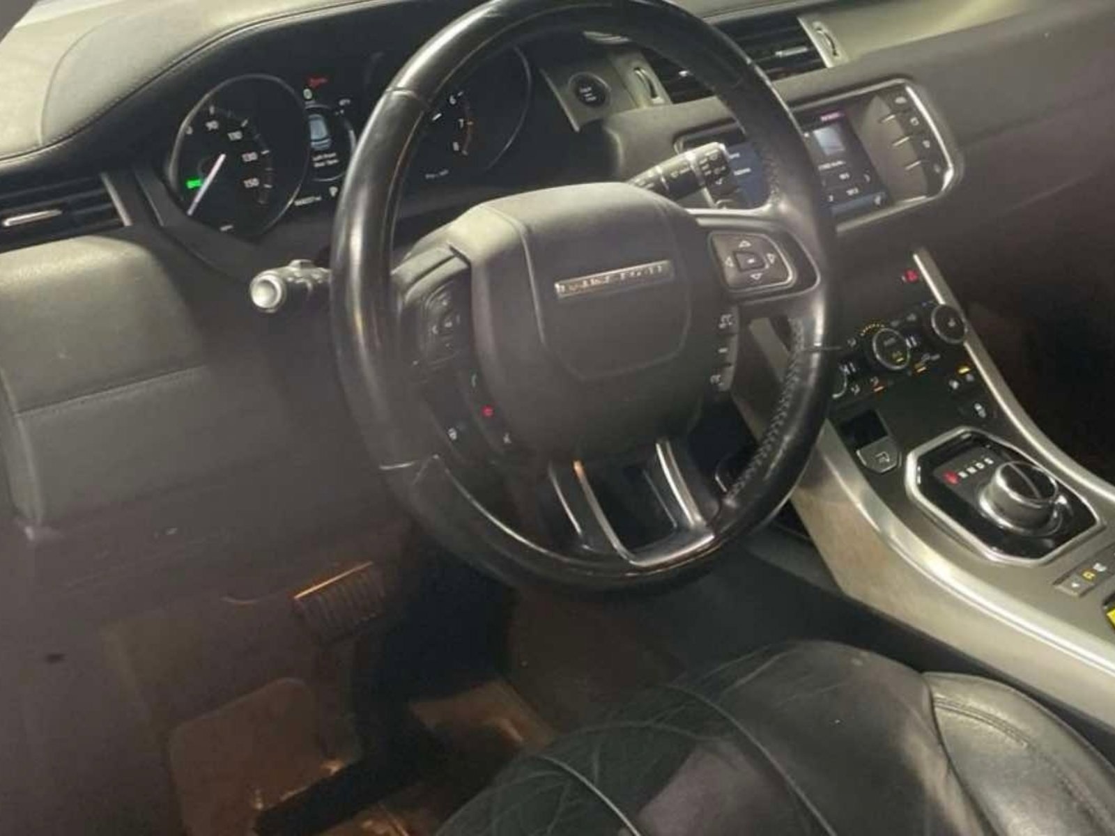 Used 2017 Land Rover Range Rover Evoque SE AWD/4WD image 5