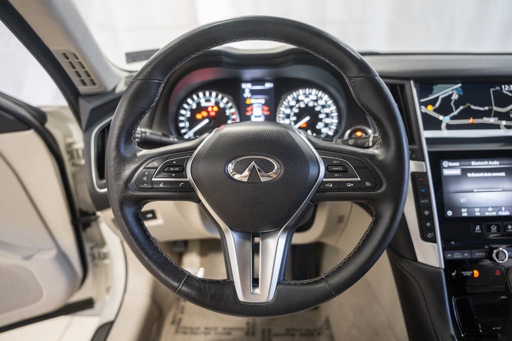 Used 2020 INFINITI Q50 Luxe w/ Essential Package (3.0T Luxe) AWD/4WD image 29