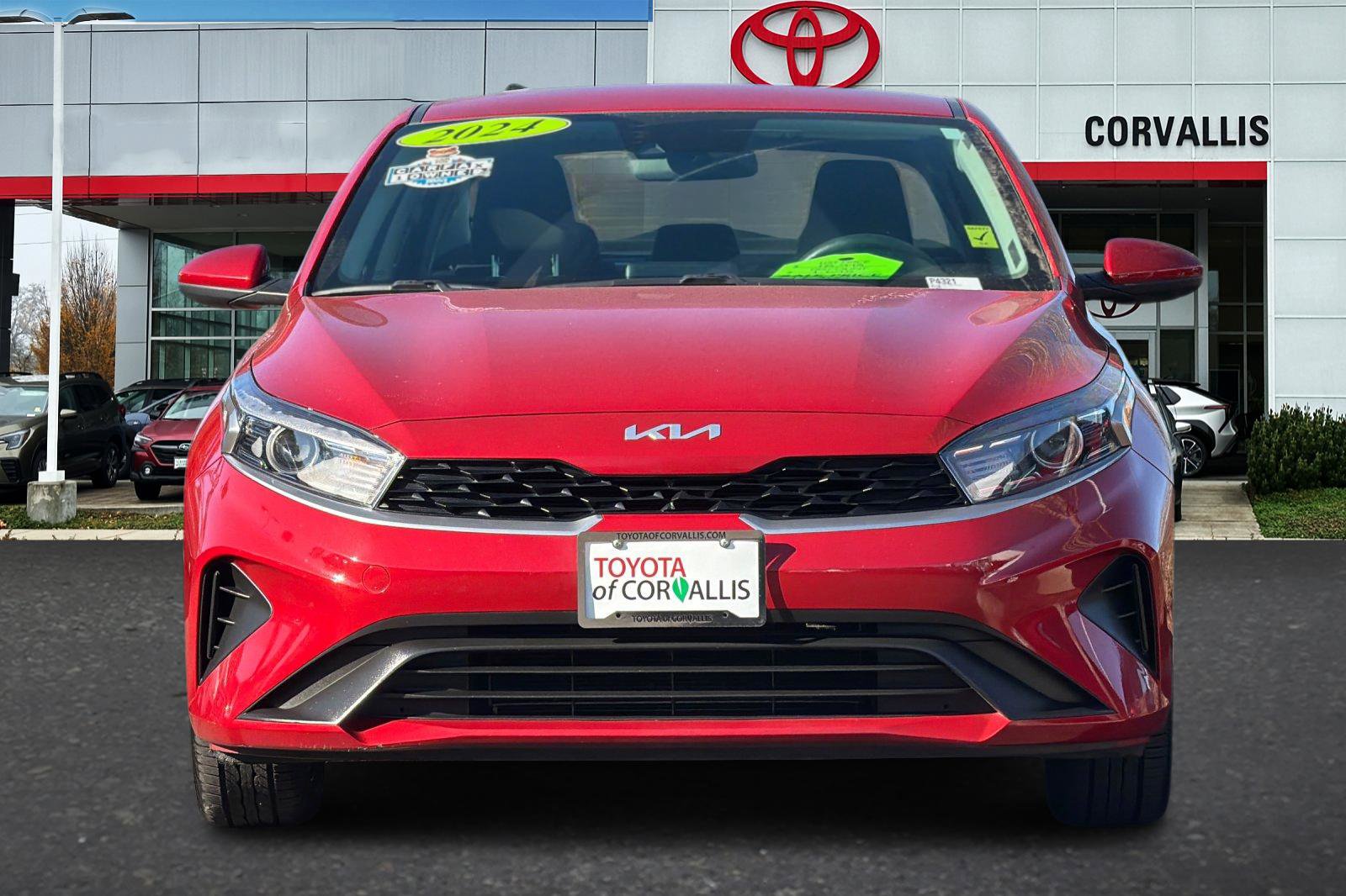 Used 2024 Kia Forte LXS image 9