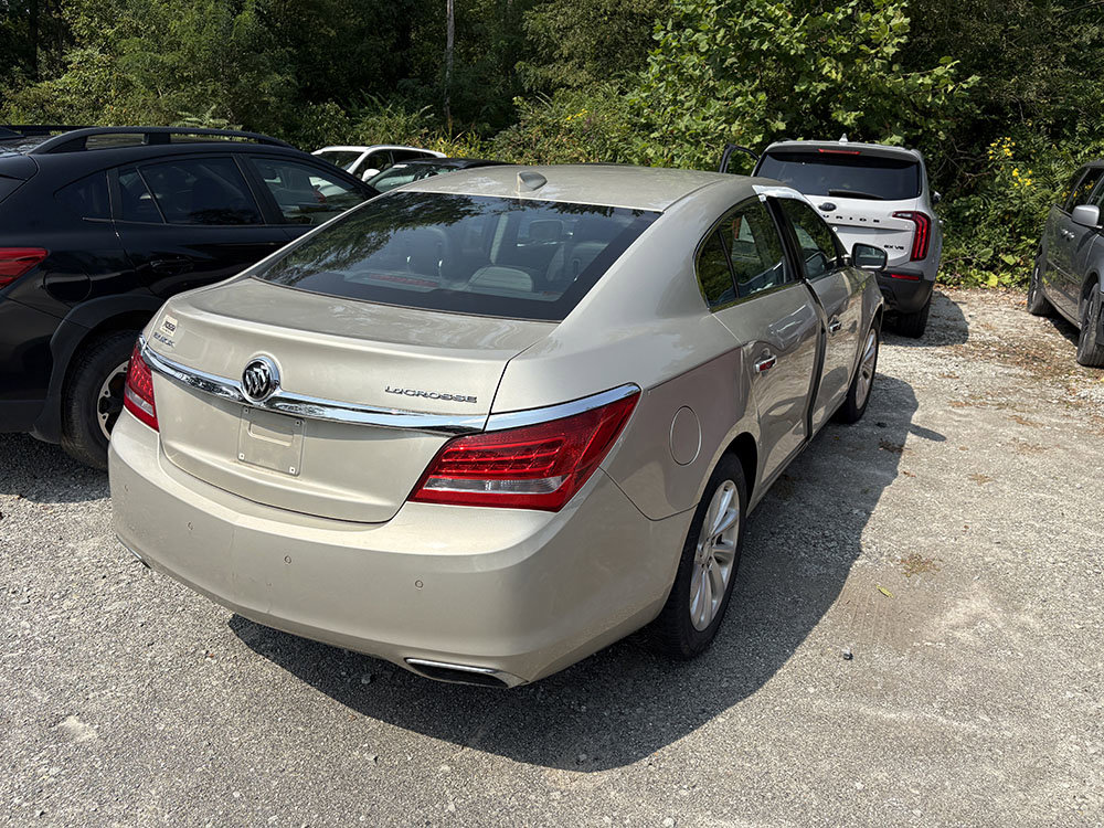 Used 2015 Buick LaCrosse Leather image 3